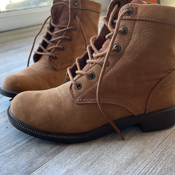 Kodiak Boots - Picture 2 of 4